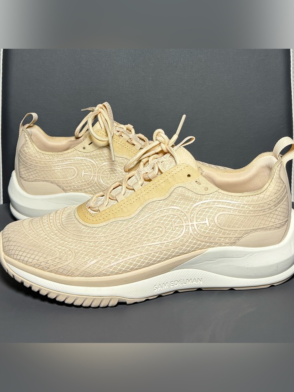 Sam Edelman Women's Ecru Sand Miles Sneaker Size 8